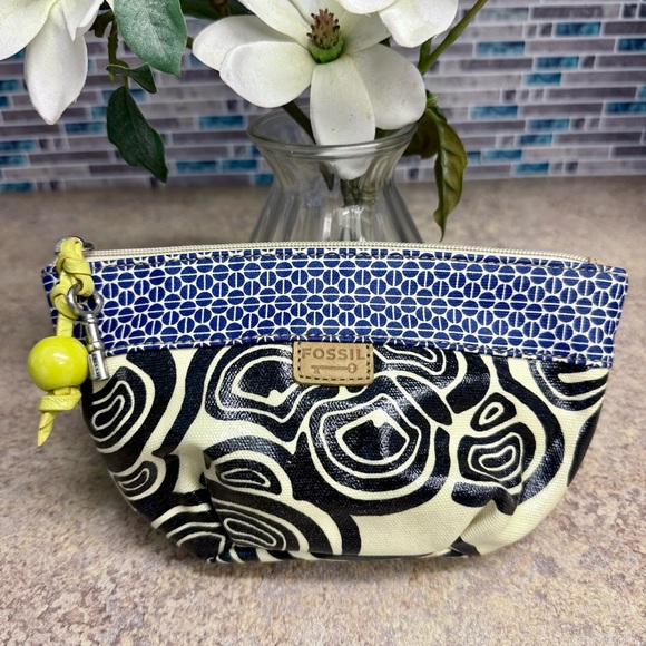 Fossil Keyper cosmetic bag - Picture 1 of 4